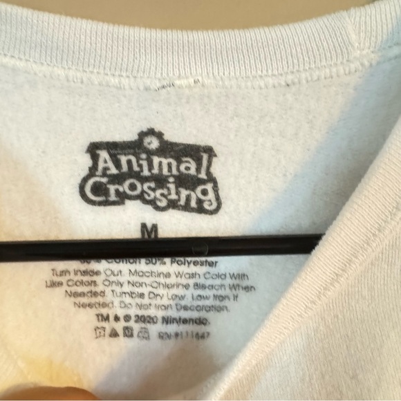 Animal Crossing Women’s M Sweatshirt Loan Sweet Loan Textured Nerdcore Gamercore - Picture 6 of 6